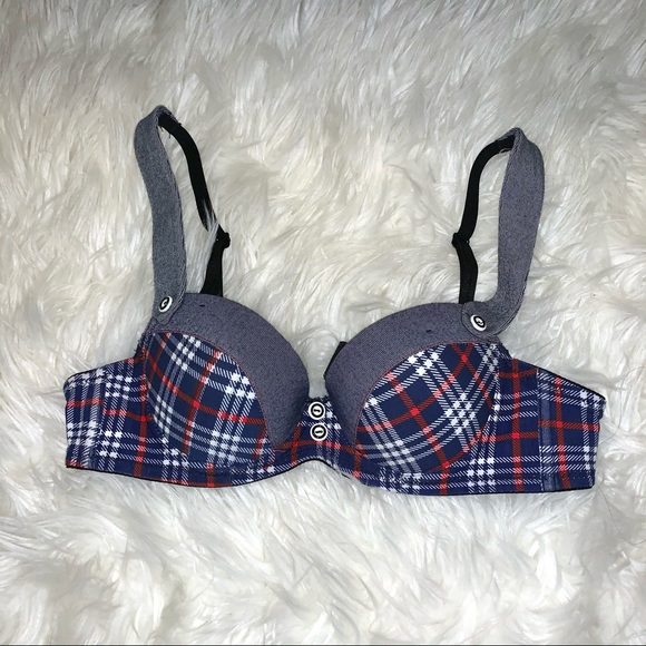 Schoolgirl Bra - Picture 1 of 4